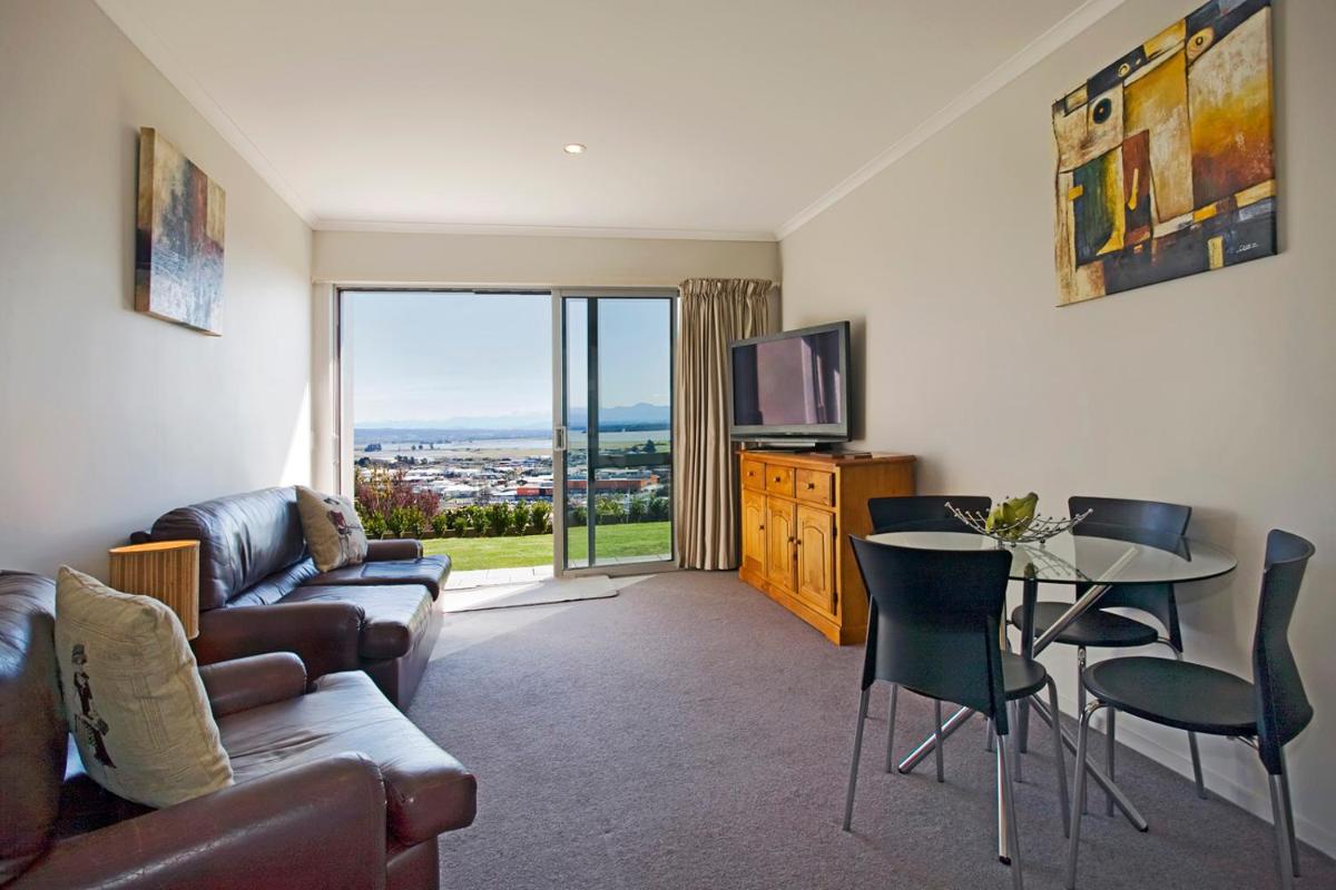 Pinnacle Apartment - Hizvo