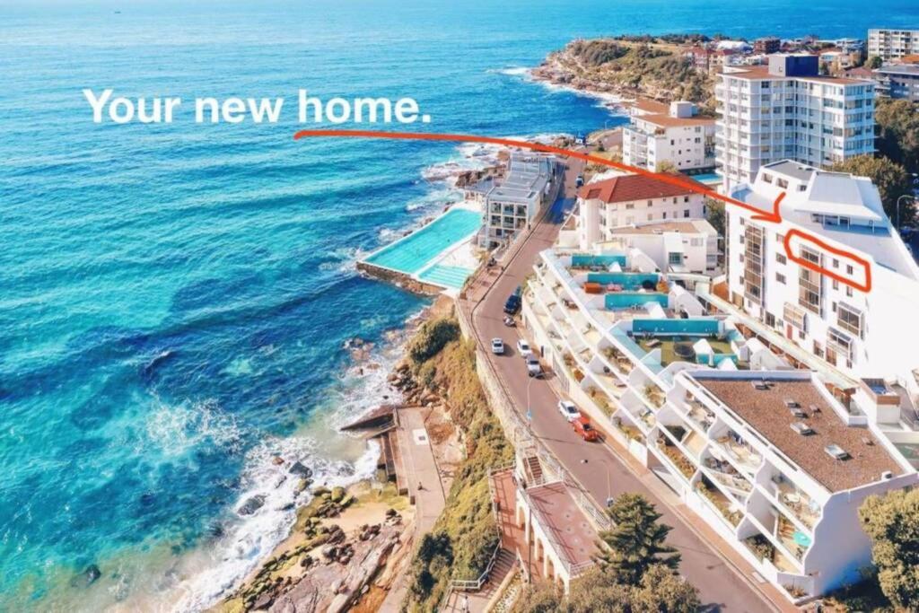 Bondi Cloud Surf House by Sydney Dreams - Housity
