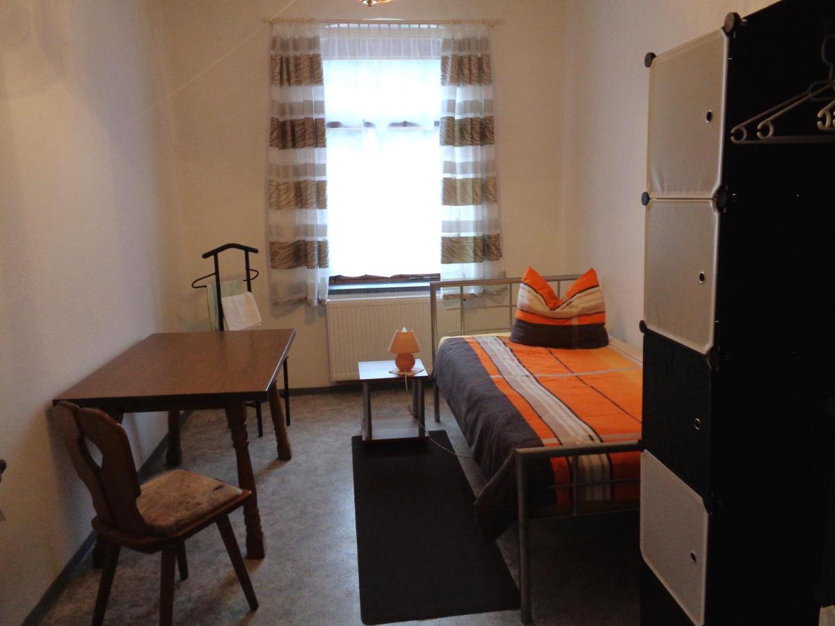 Pension Bahnmeister - Housity