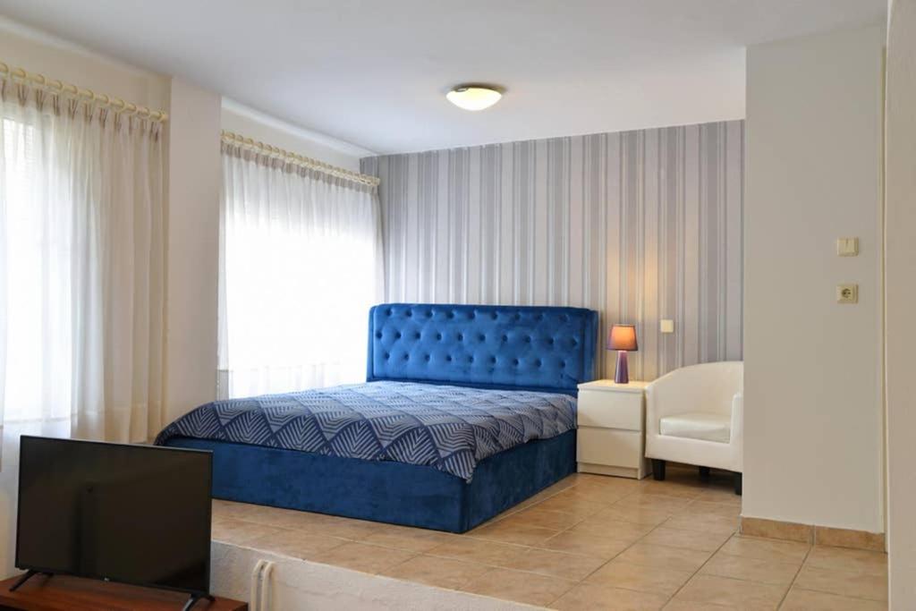 A Modern Bright Studio In The Center Of Kastoria - Housity