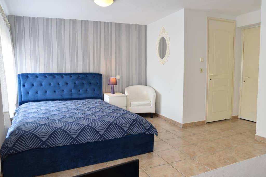 A Modern Bright Studio In The Center Of Kastoria - Housity