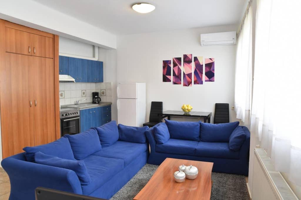 A Modern Bright Studio In The Center Of Kastoria - Housity