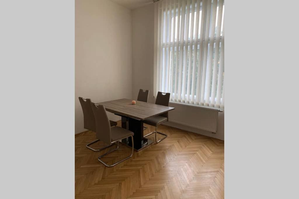 Apartman Centrum 301 - Housity