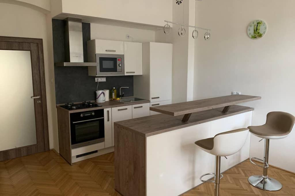 Apartman Centrum 301 - Housity
