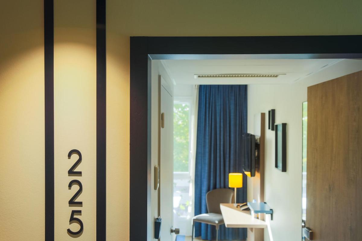 Hotel Restaurant Saint James, Montaigu-Vendée The Originals Boutique - Housity