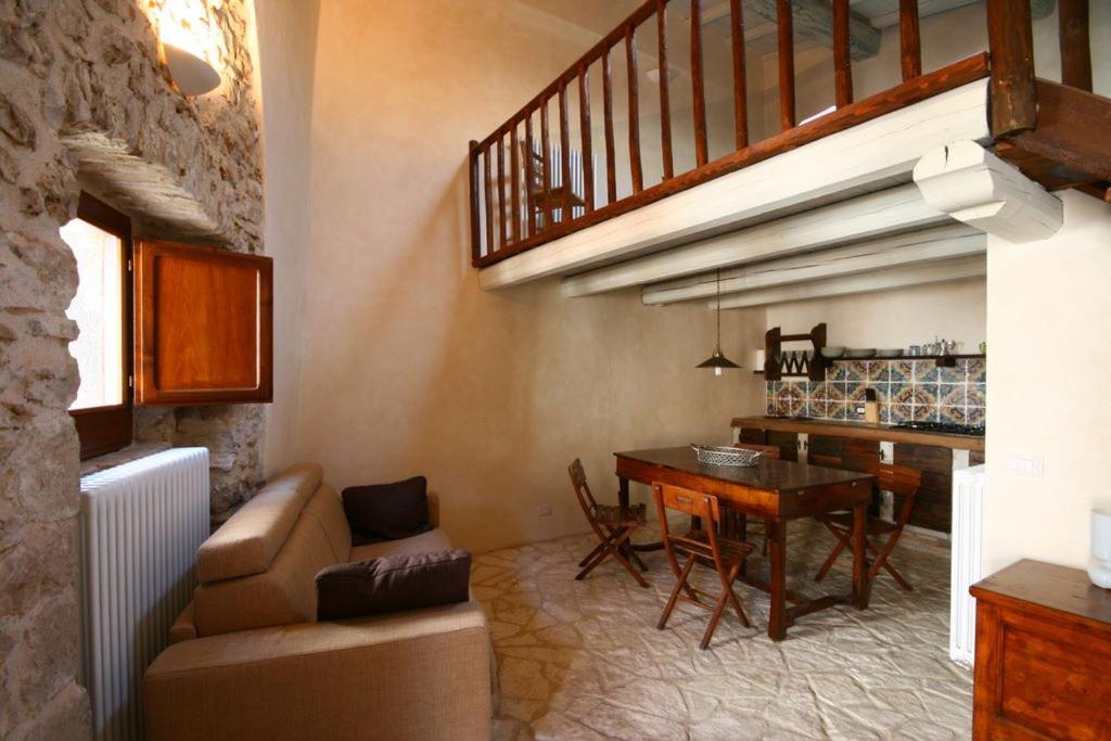 IL BORGO DI SAN PIO - Housity
