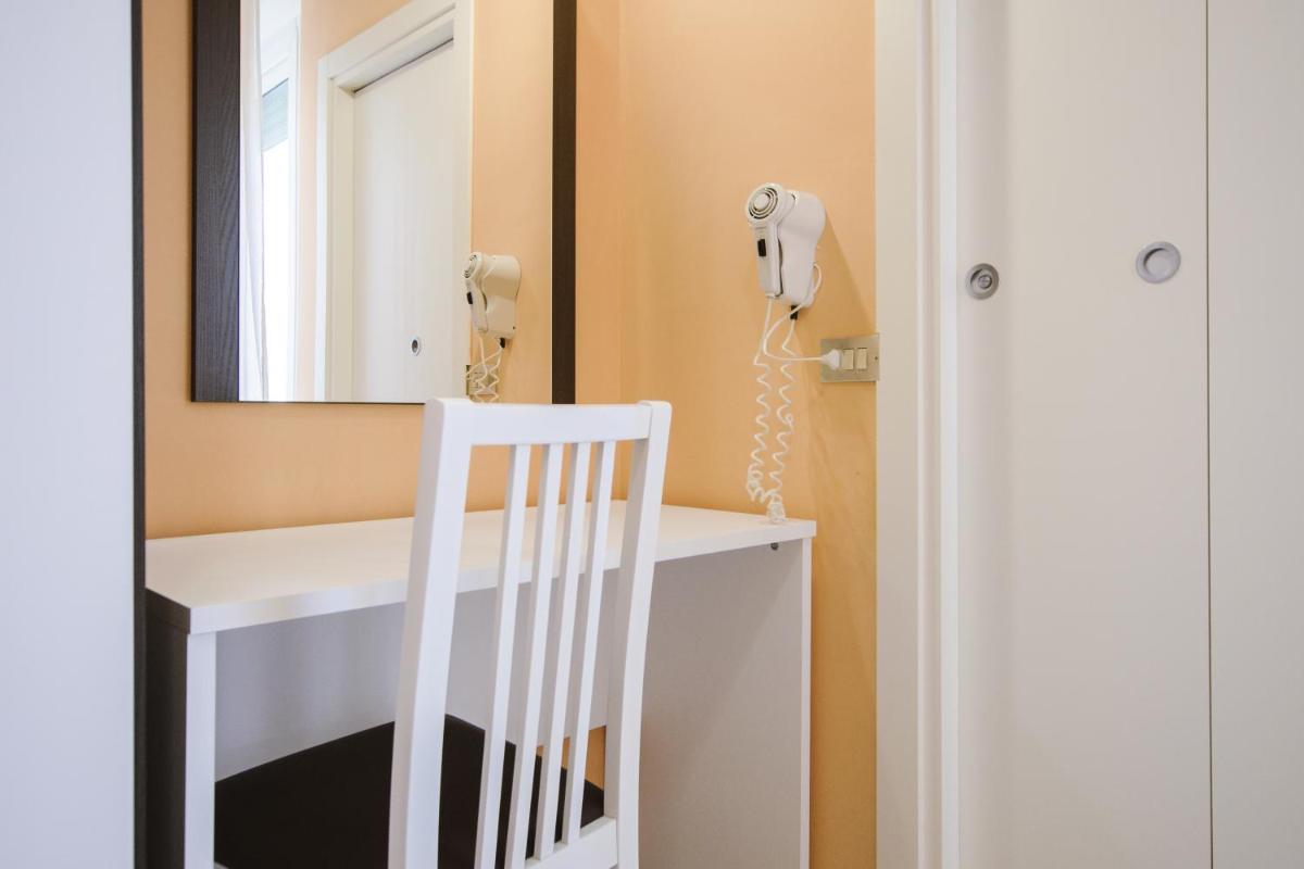 Hotel Milena - Housity