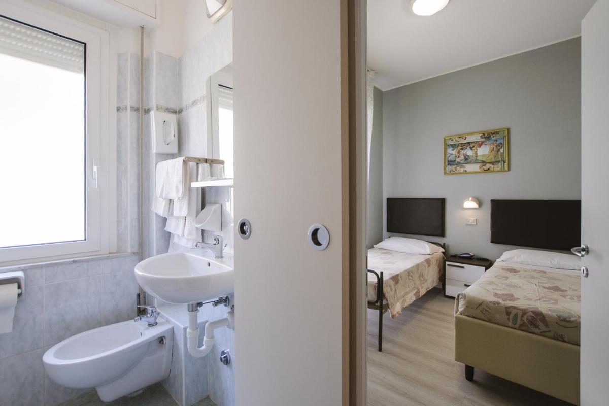 Hotel Milena - Housity