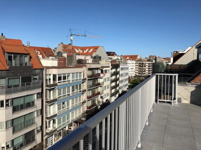 Penthouse Sun Corner Knokke - Housity