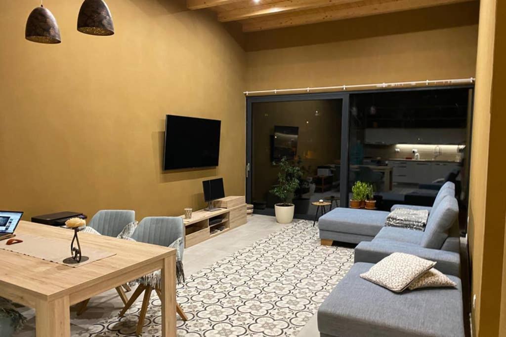 CLAY Apartment Bôrik vírivka len v letnom období - Housity