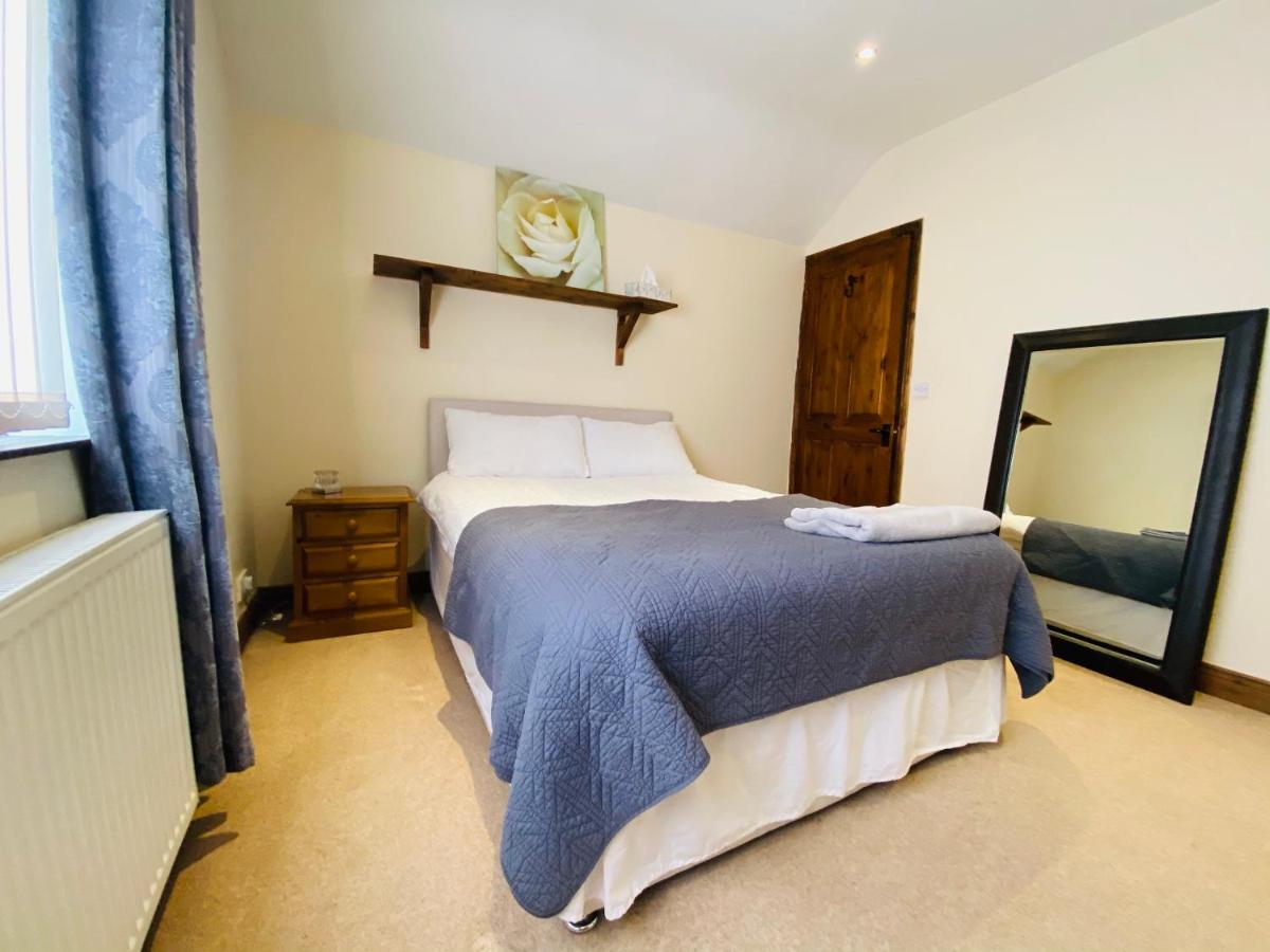 Merlin House - Housity