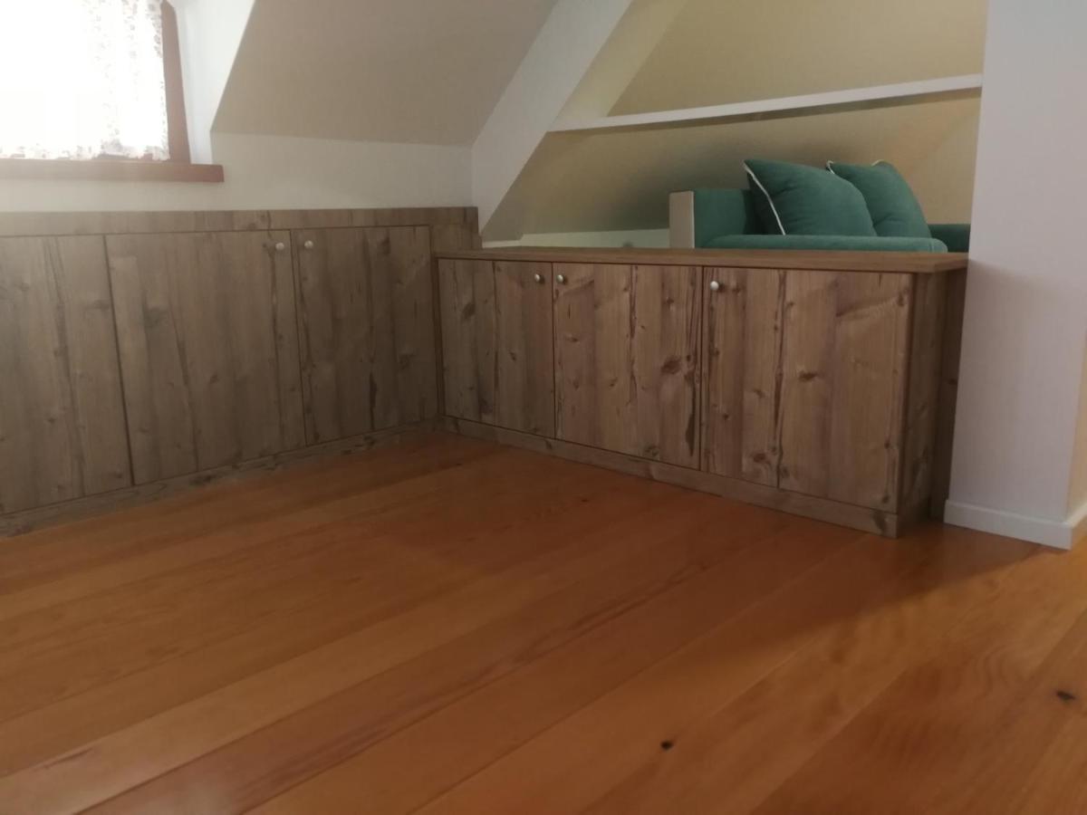 Mara's Vineyard House - Housity
