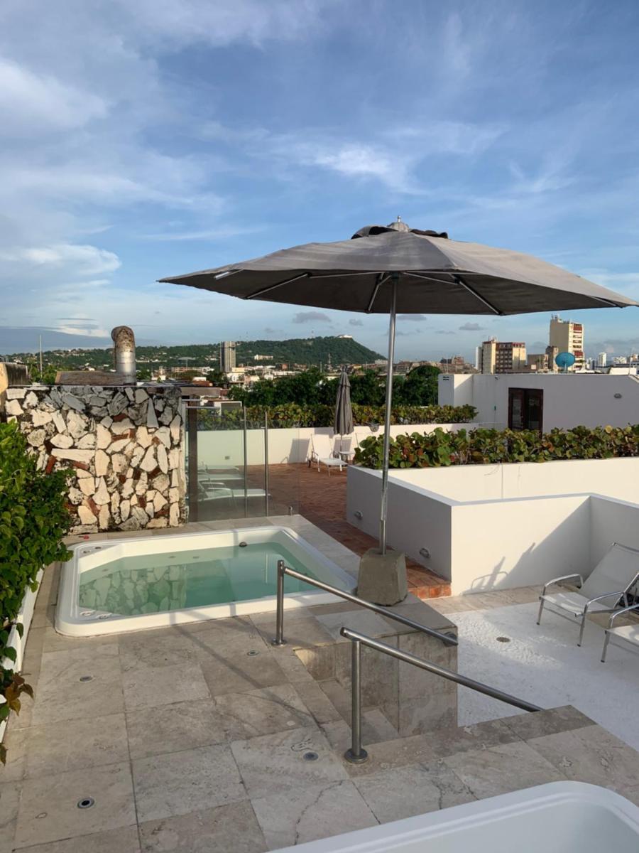 Virrey Eslava 120 inside the Walled City, Pool, Jacuzzi & Near the Sea - Housity