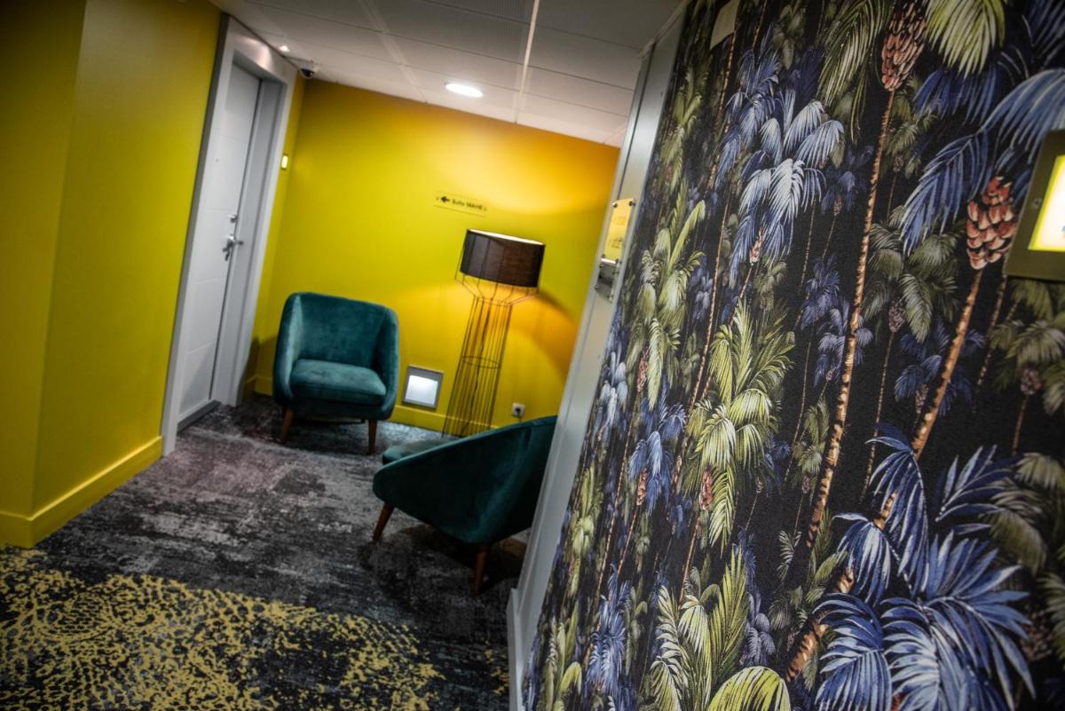 Coin salon dans l'établissement Best Western Aquakub