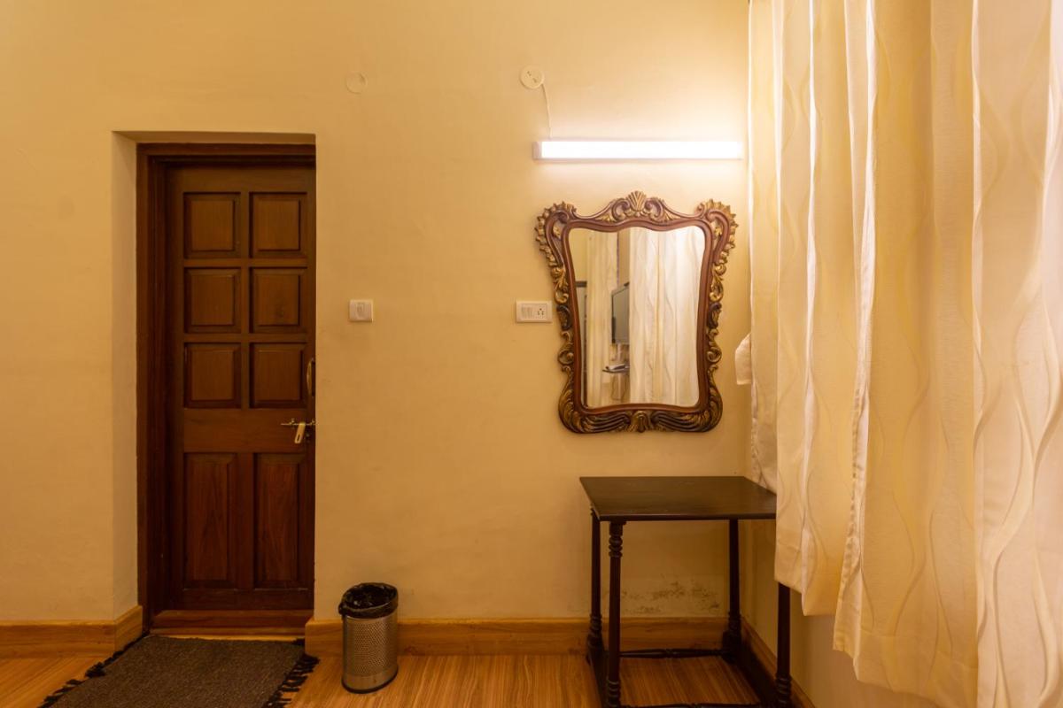 KSTDC Hotel Mayura Pine Top Nandi Hills - Housity