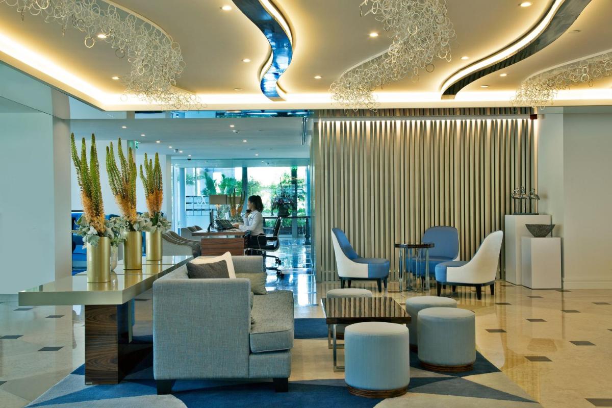 Uma área de estar em InterContinental Cascais-Estoril by IHG