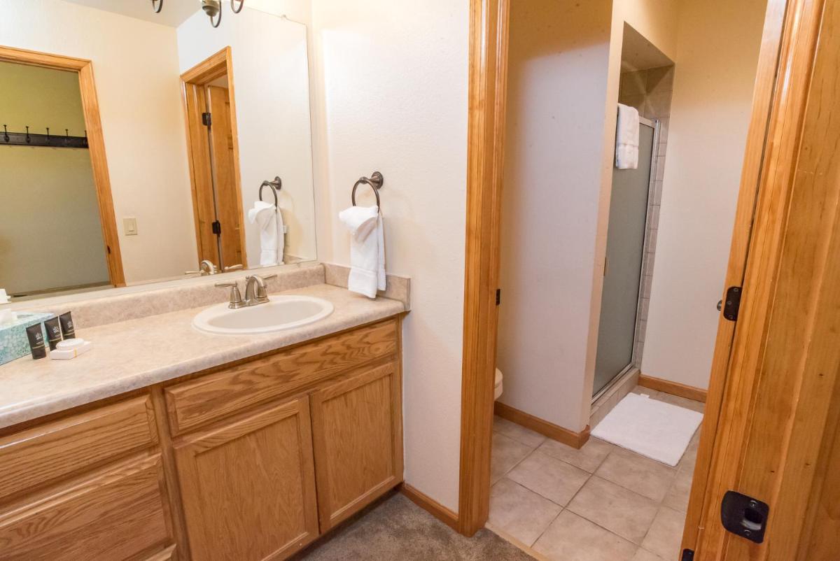 Ski Hill Condo 51 - Housity