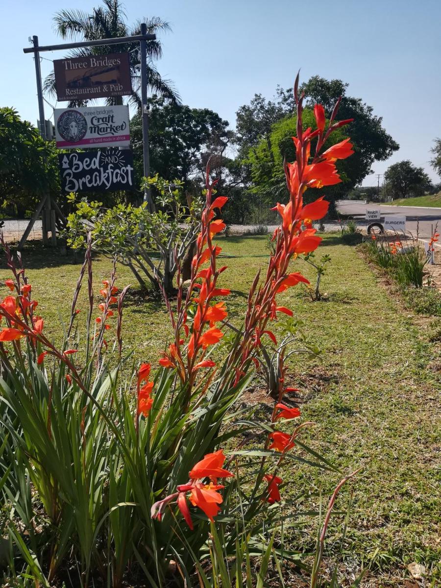 Three Bridges B&B - Housity