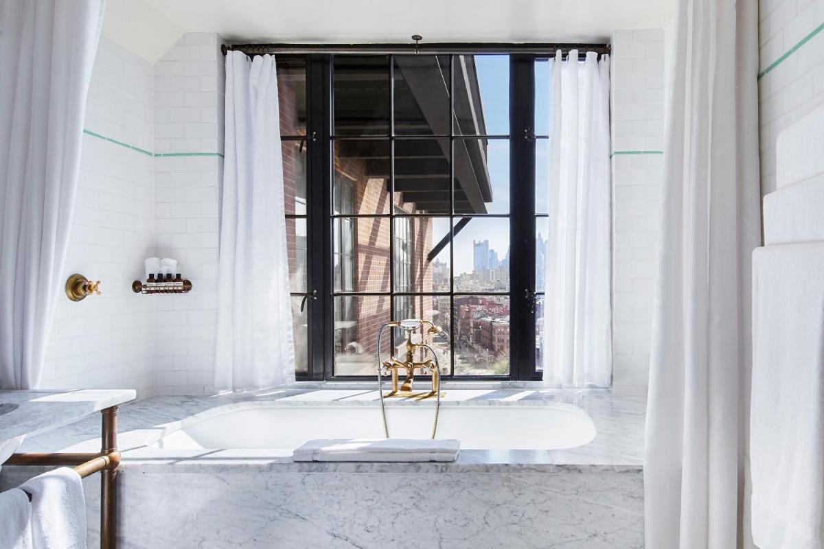 The Bowery Hotel - Housity