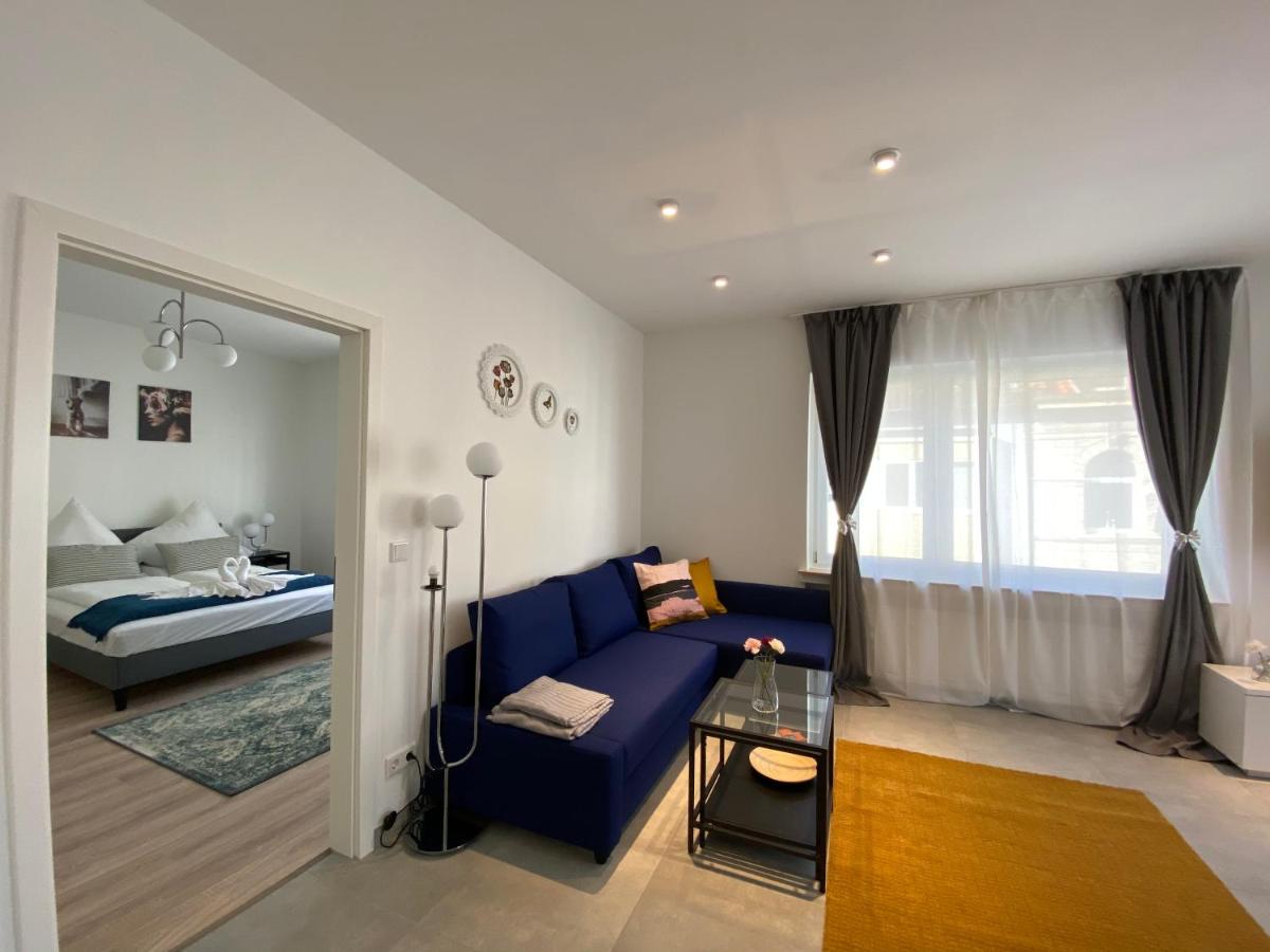 Ebertplatz - Housity