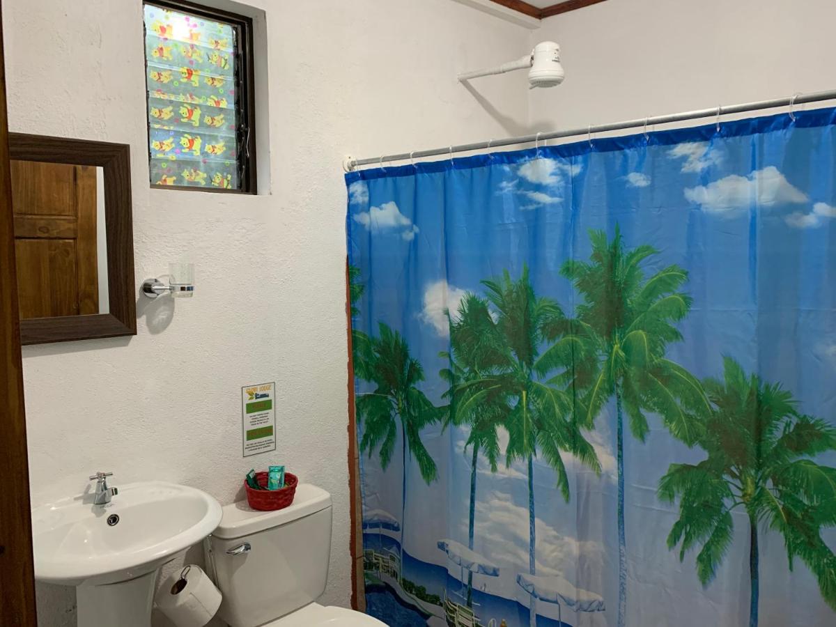 Globi Lodge #3 - Housity