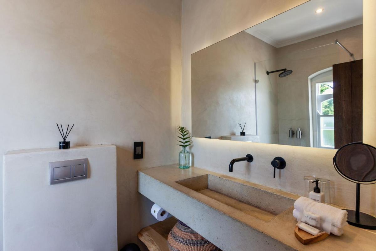 Suitetrails - Auberge Burgundy Boutique Hotel & Spa