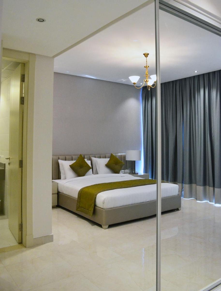 The Lodge Suites - Housity