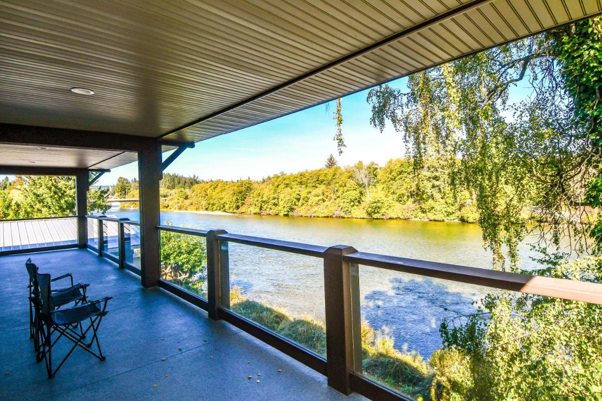 Chateau Riverside - Housity
