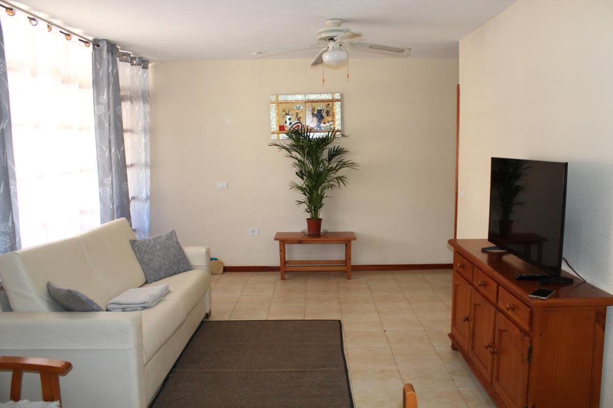 Suitetrails - Apartment with ocean view Tenerife Просторный апартамент с видом на океан первая линия Тенерифе