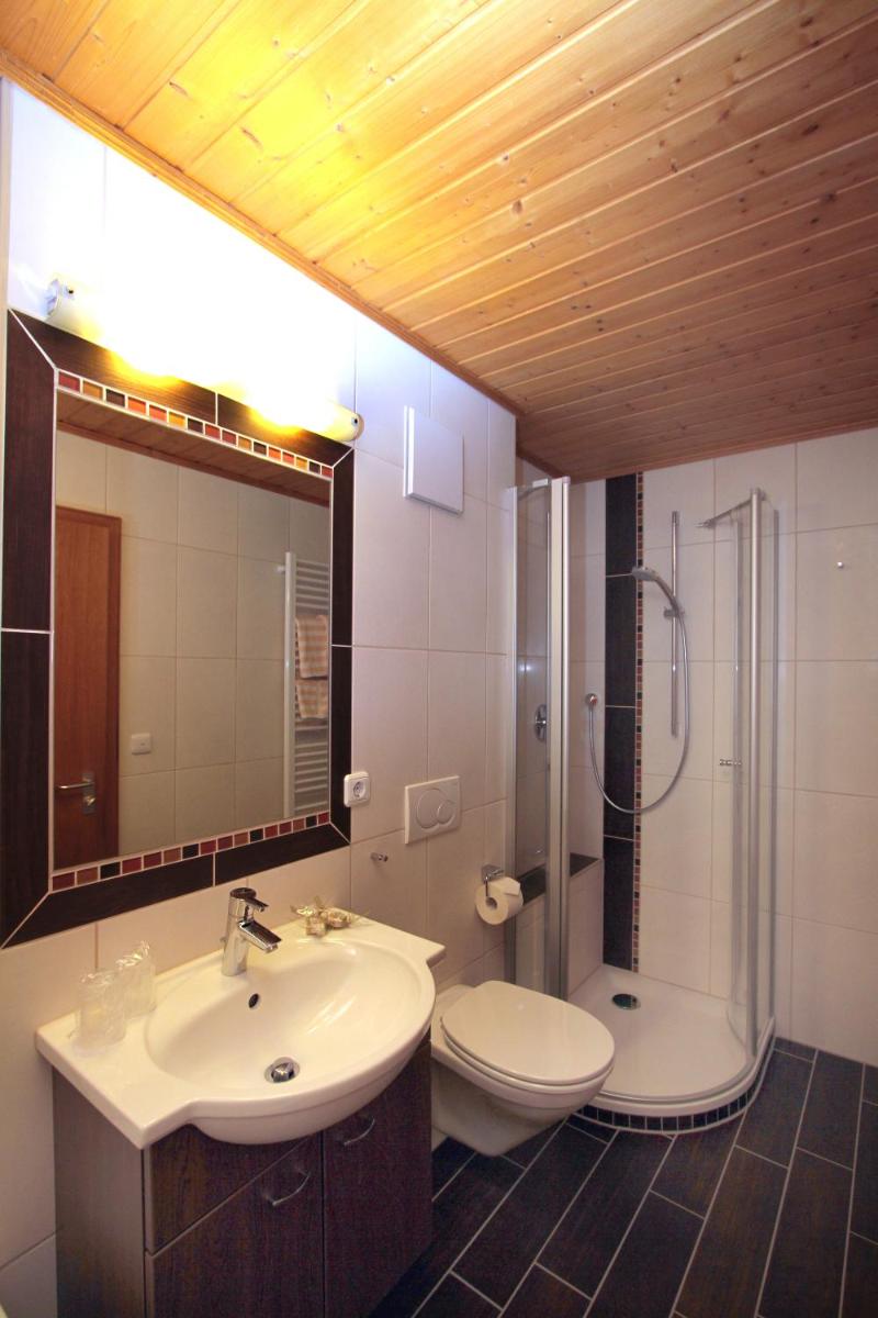 Pension St. Georg mit Moststüberl - Housity