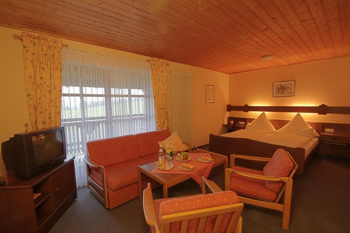 Pension St. Georg mit Moststüberl - Housity