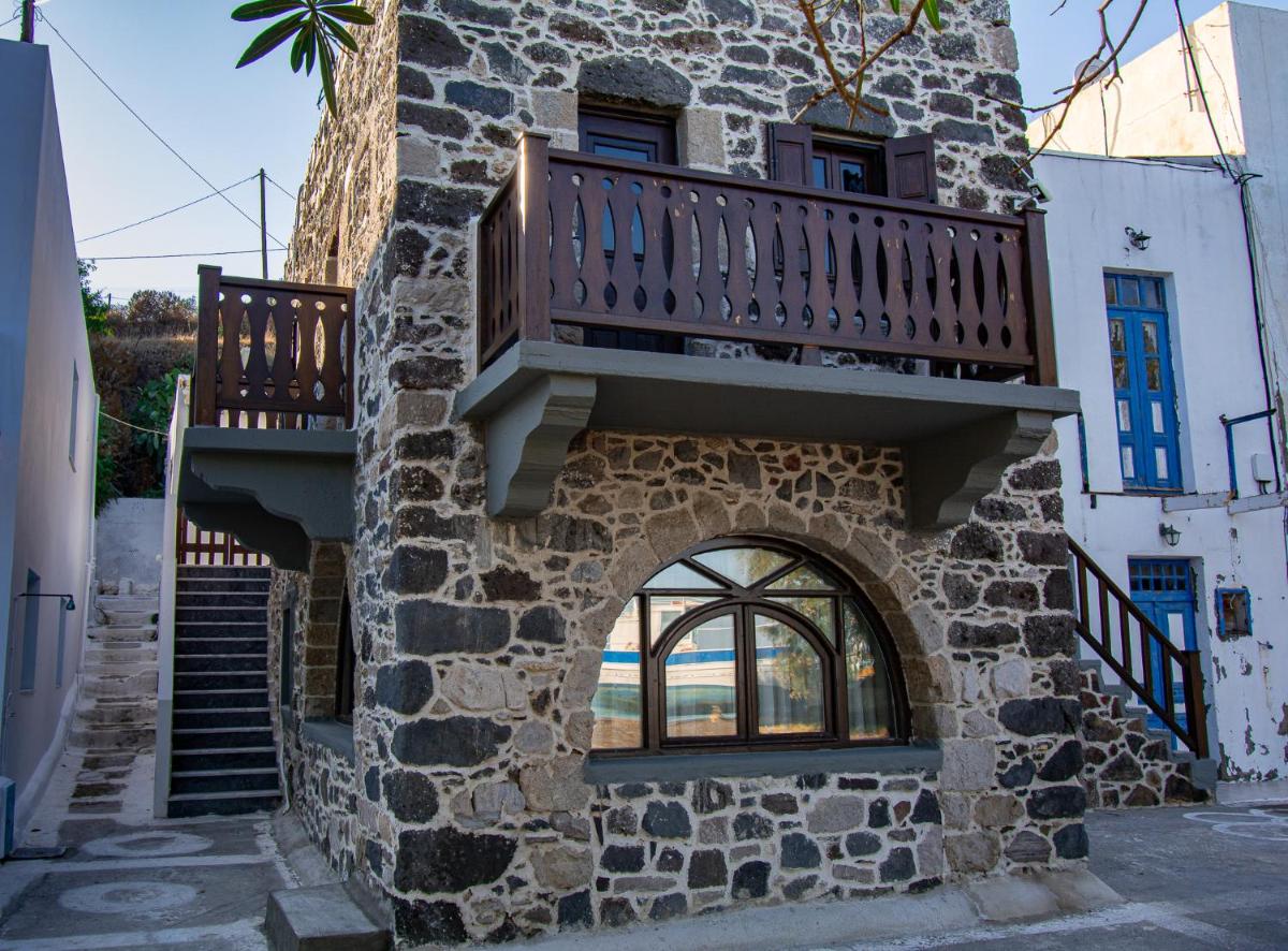 Plousiadi΄s Stone House - Housity