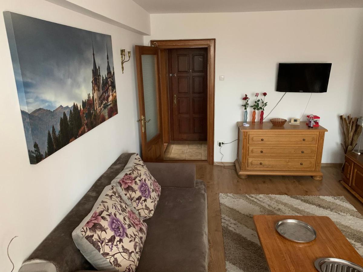 Suitetrails - Retro Apartment