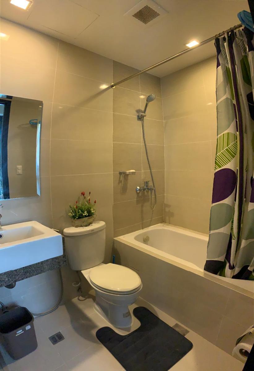 Suitetrails - Mactan Newtown Deluxe Island Breeze