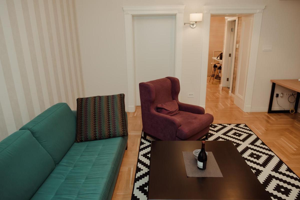 Opera 1 - Housity