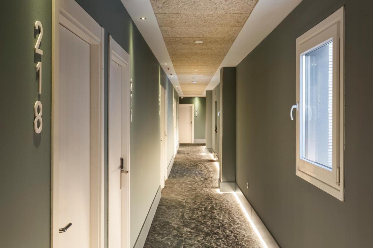 B&B HOTEL Almería Vicar - Housity