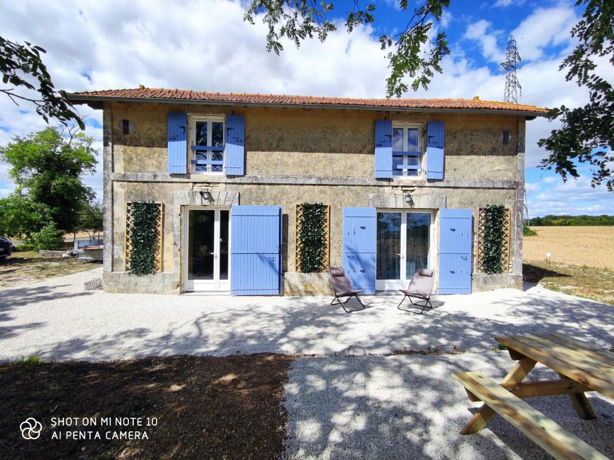 GITE DE MONTRANCON - Housity