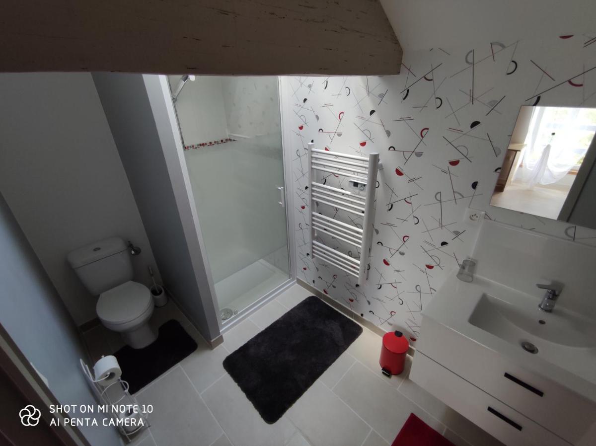 GITE DE MONTRANCON - Housity