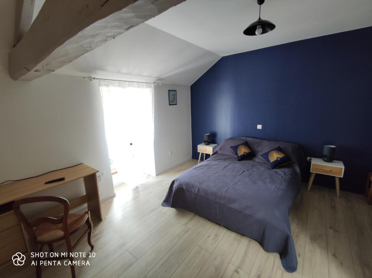 GITE DE MONTRANCON - Housity