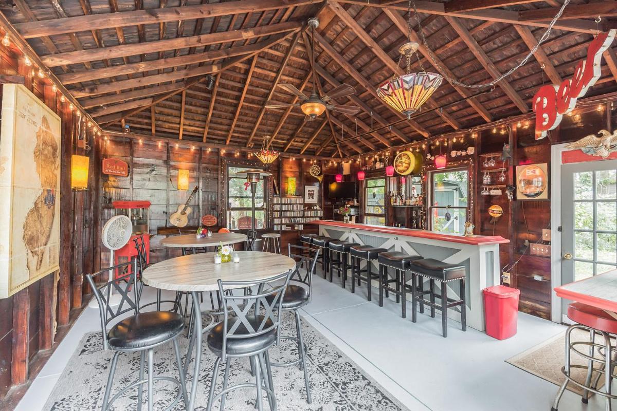 The Inn on Holly B&B - Housity