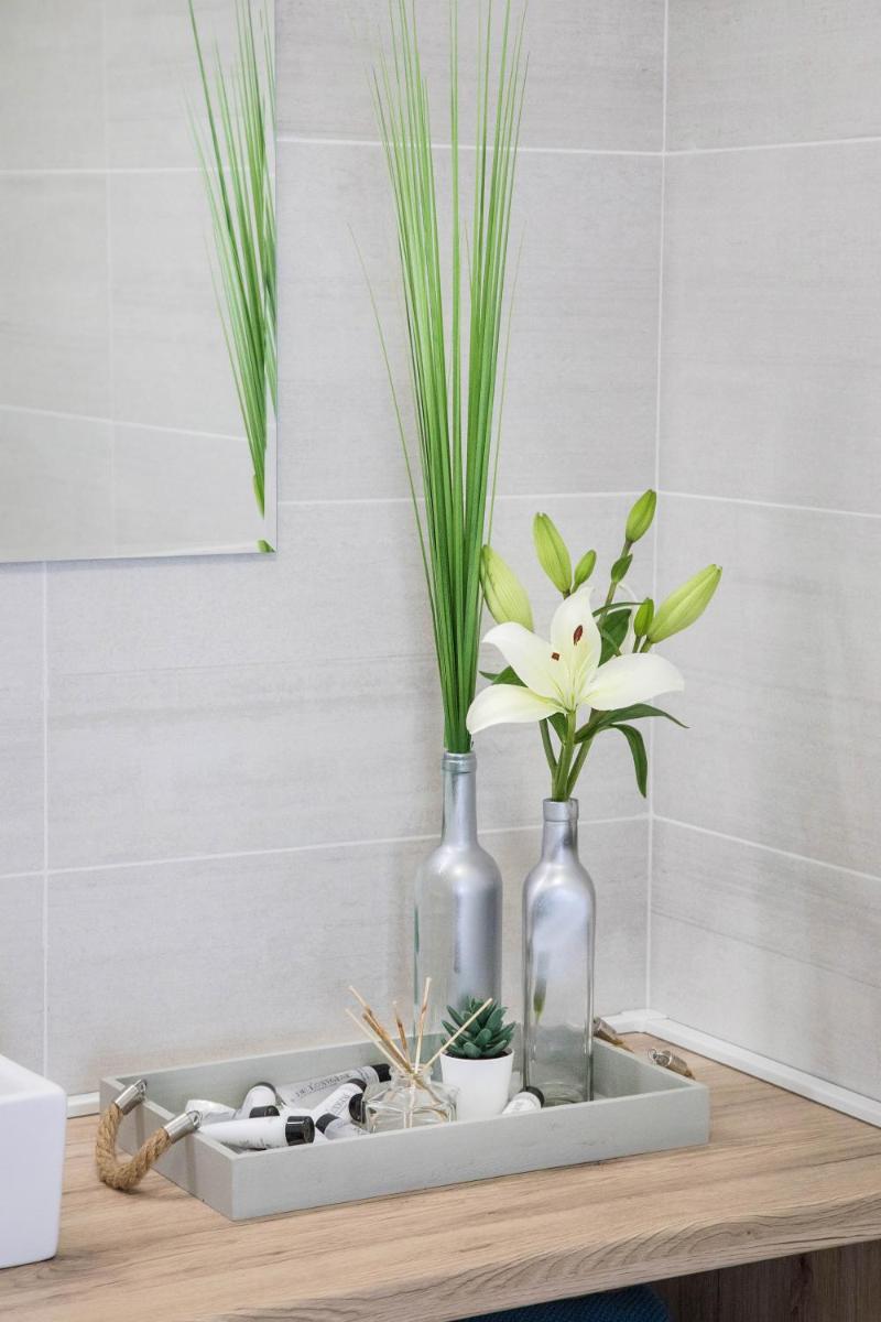 Flower Square Apartments - Housity