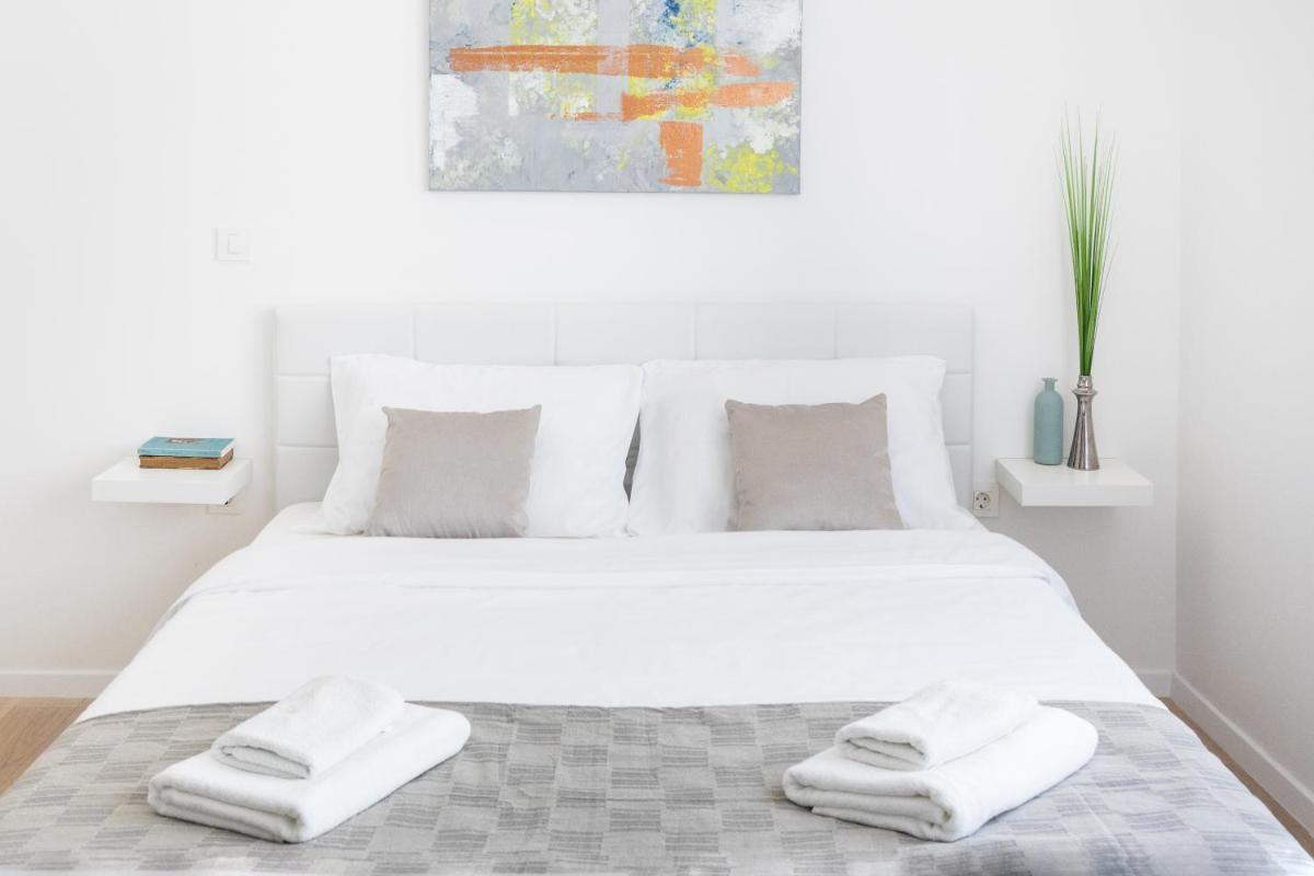 Flower Square Apartments - Housity