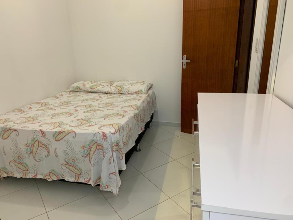 FLATS em Arembepe - Housity