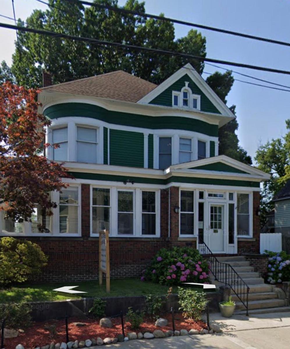 5 Star Victorian Mansion-Downtown No Locals - Housity