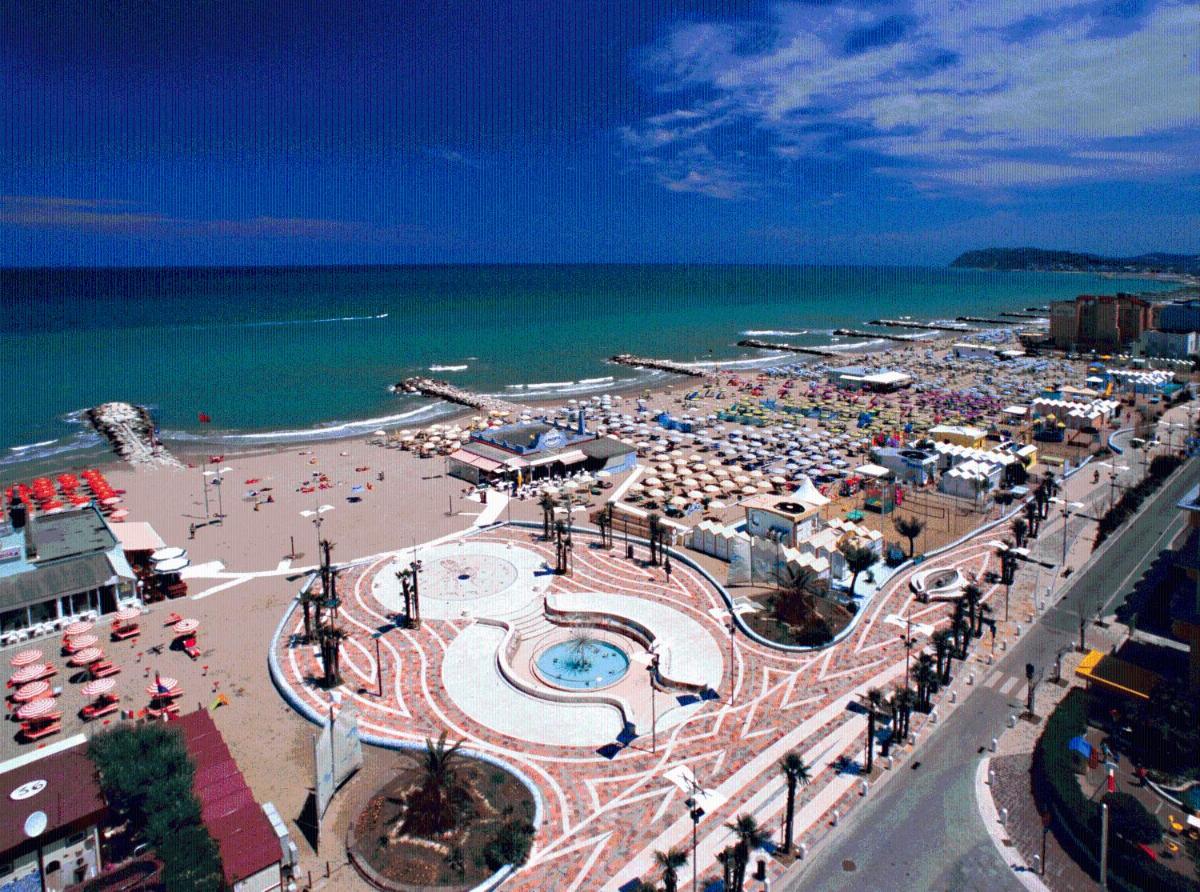 Hotel Vanni - Housity