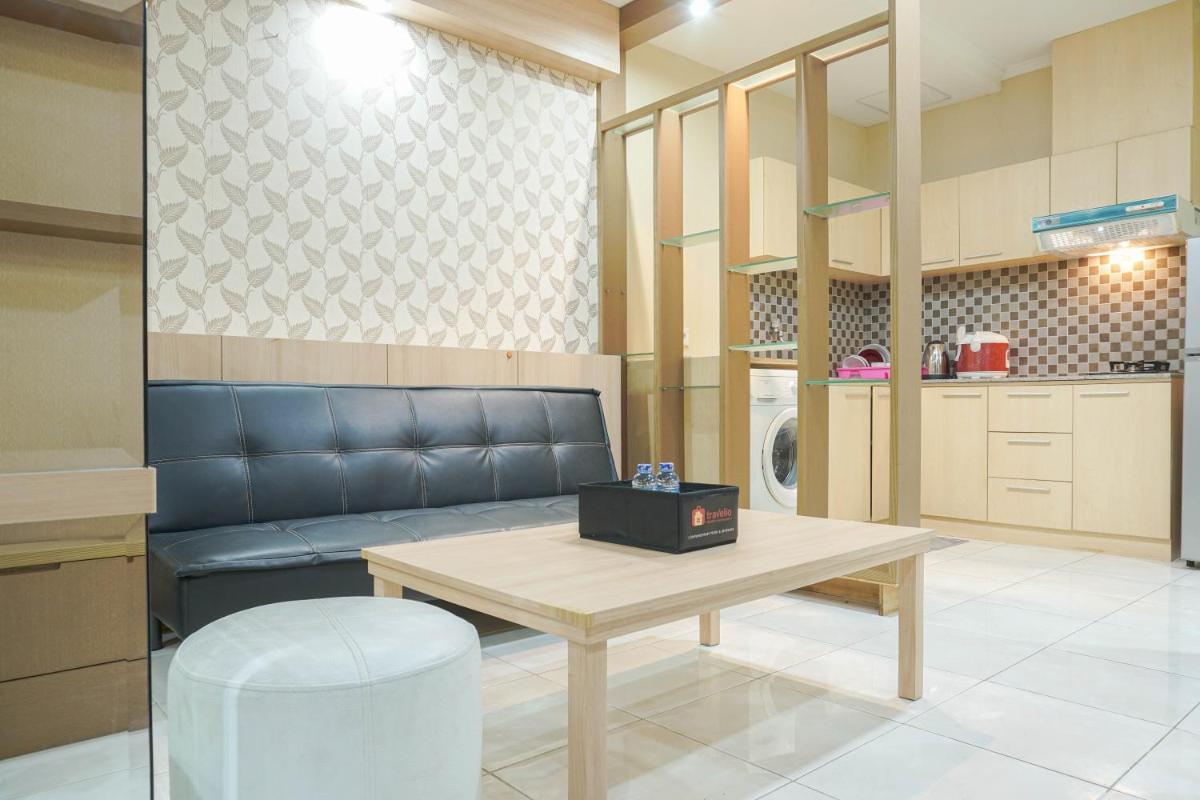 Strategic 1BR The Boulevard Apartment with Luxurious Design By Travelio - Housity