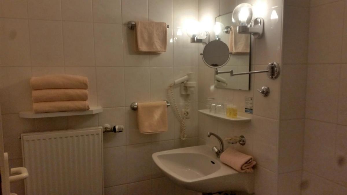 Landhotel Albrecht - Housity