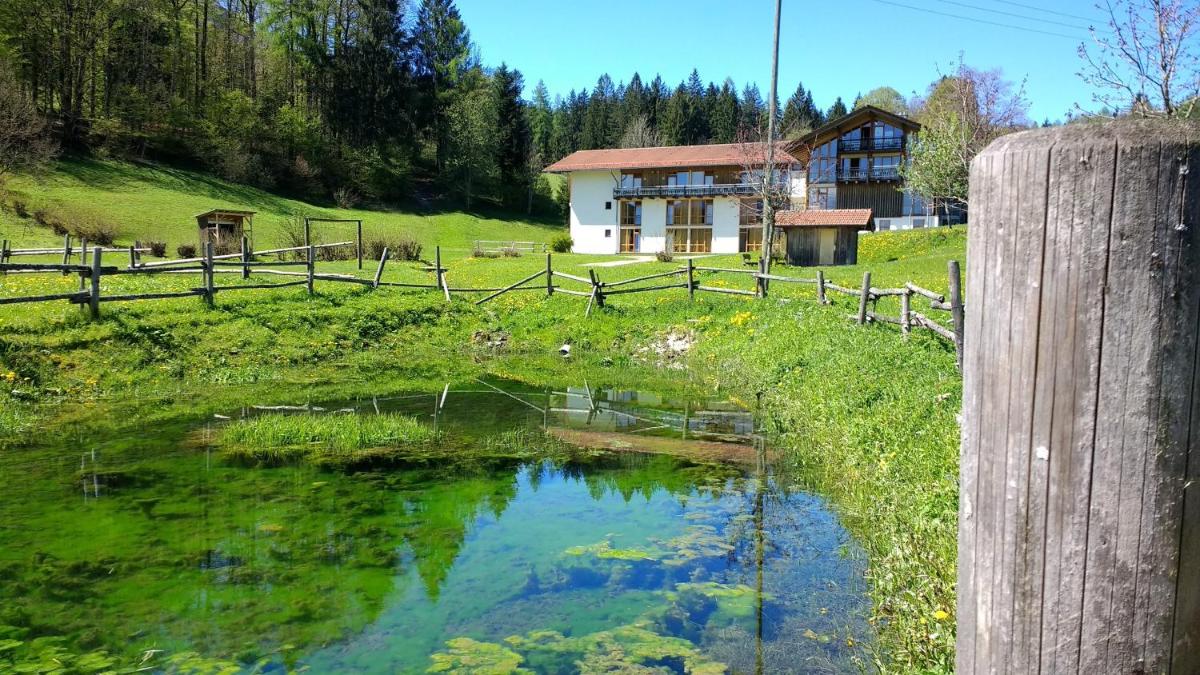 Labenbachhof Freizeit-Schulungs und Tagungszentrum - Housity