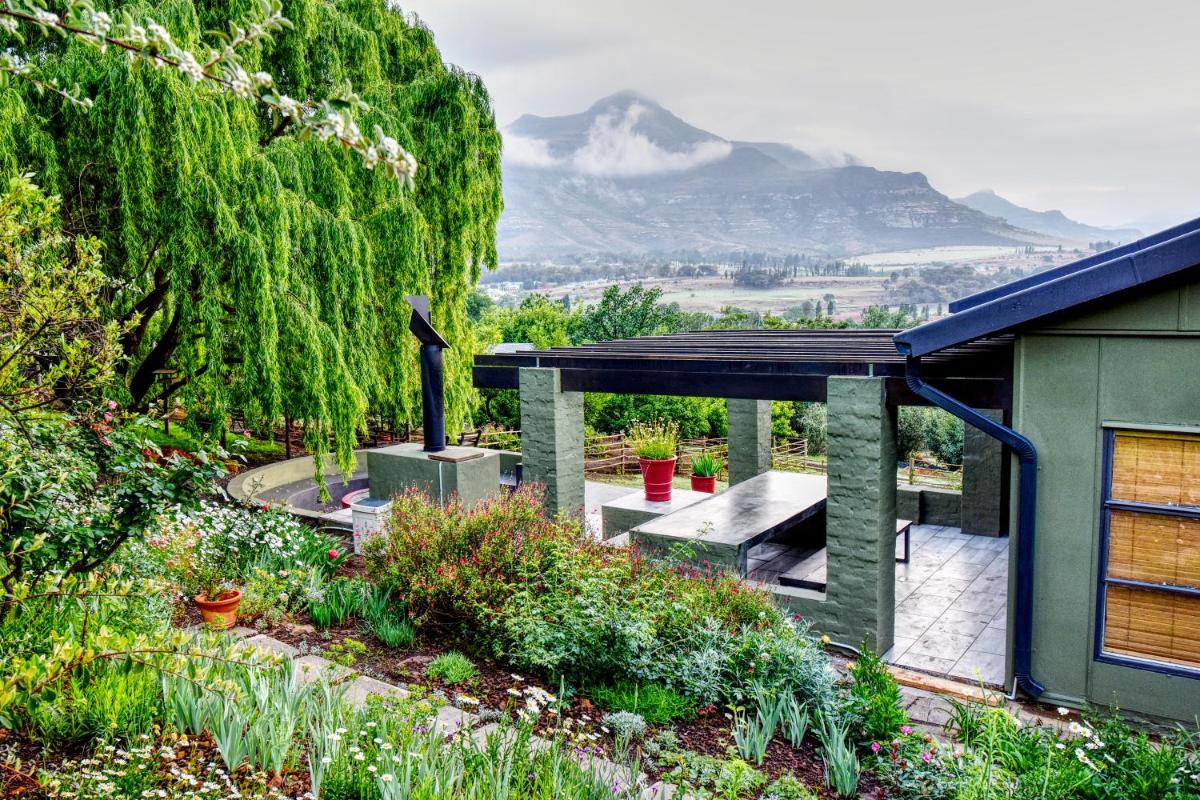 Golden View Luxury Self Catering - Housity