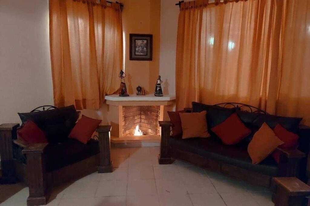 Casa Jacarandas - Housity
